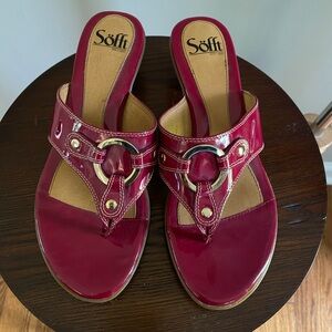 Sofft Red Sandals with Metallic Accents